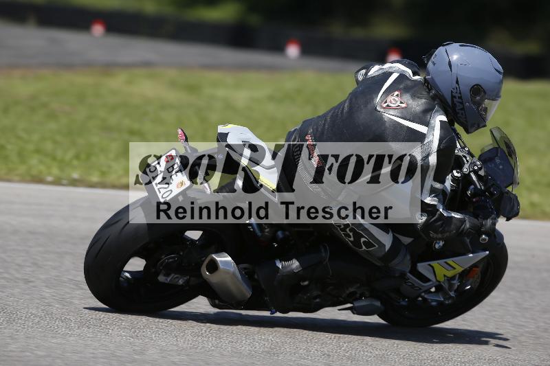 /Archiv-2024/29 12.06.2024 MOTO.CH Track Day ADR/Gruppe gelb/91